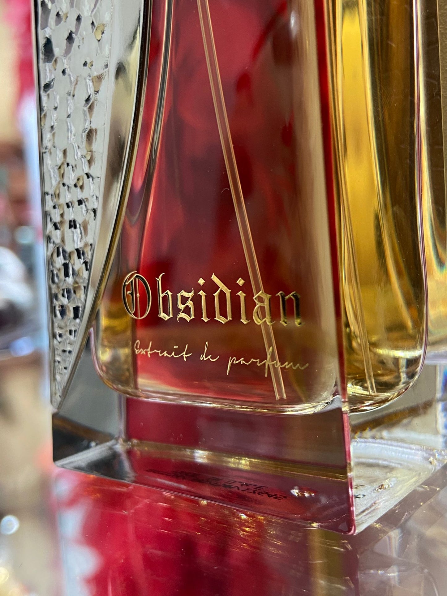 Obsidian di French Avenue