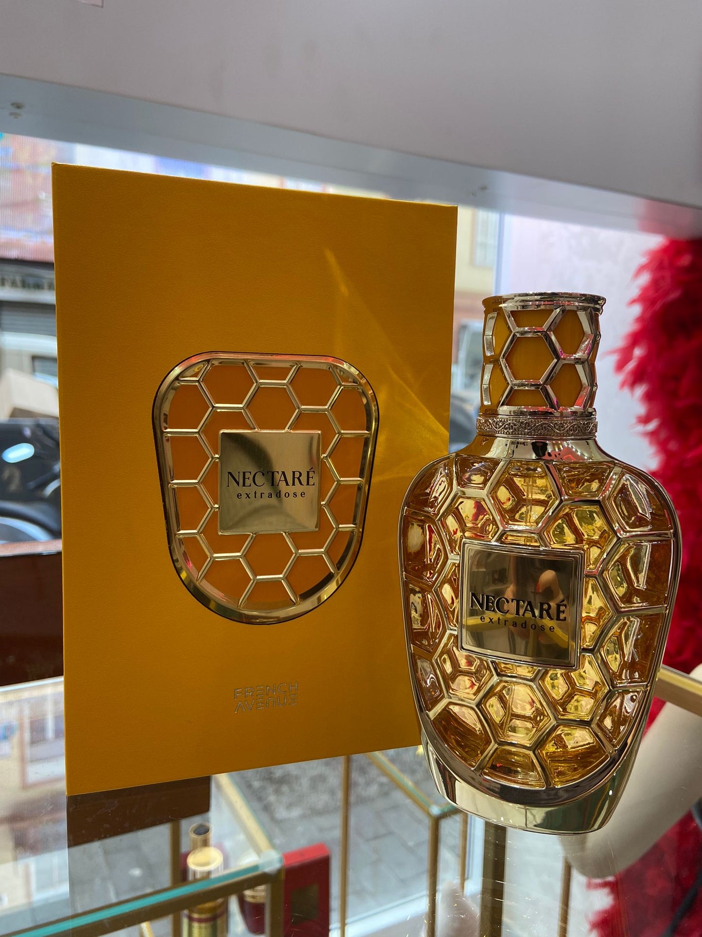 Nectare exposure di French Avenue